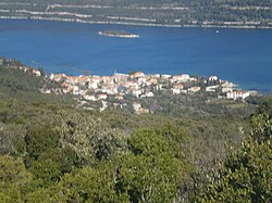 Hodilje and islet of Banja as seen from the south