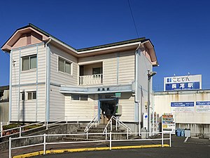 长尾站站房（2022年1月）