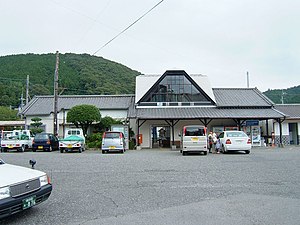 佐川站站房(2006年8月)