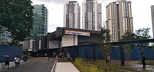 MRT 安邦购物中心站