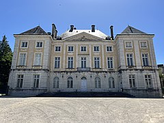 贝莱主教宫（法语：Palais épiscopal de Belley）