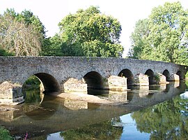 The Roman bridge of Yvré-l'Évêque