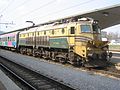 SŽ series 362, still bearing the original yellow livery