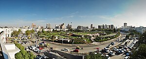 Panoramic view of the inner circle and central park in Connaught Place, New Delhi.