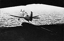 1943年5月，约克城号一架TBF由机库弹射器起飞。由于机库弹射器使用率低，稍后就被拆除。