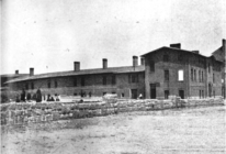 原德军野战炮营西侧，时为日本高等女校临时教学楼，1916年