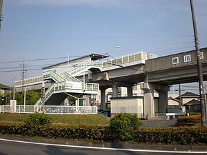 高架桥上的城北线胜川站