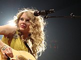 Taylor Swift touring Fearless