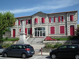 The town hall in Saulce-sur-Rhône