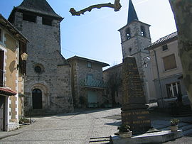 The two churches in Saint-Santin-de-Maurs