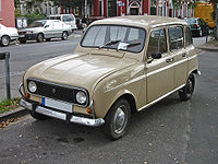 1974–1978 Renault 4L: In 1974 a plastic grille replaced the metal one