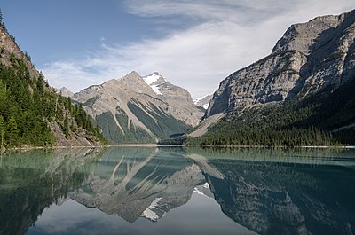 Lake Kinney mit Mount Whitehorn