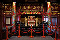 琉球首里城正殿的琉球国王御差床。