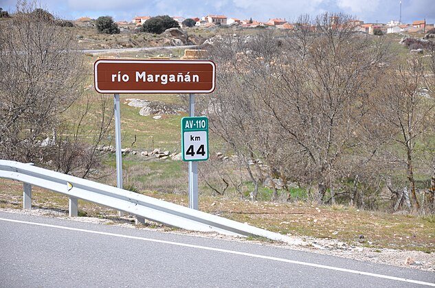 Margañán river at Cabezas del Villar. These photos help to locate others