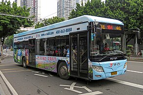 巴士电车104路现用 BJ5120A 无轨电车