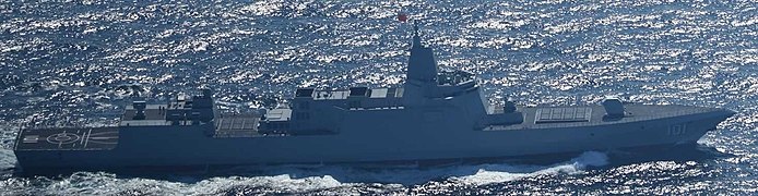 摄于2021年3月25日，从日本海返航中的南昌舰，该舰曾于3月18日穿对马海峡赴日本海训练，也是南昌舰自2020年入列后首次赴日本海。