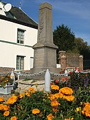 War memorial in Canny-sur-Thérain (Oise, France)