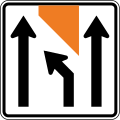 Lane management (three lanes, middle lane merges to the left)