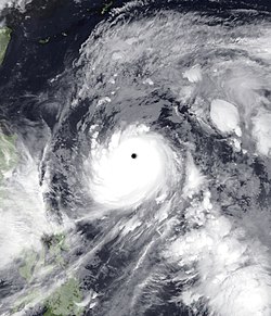 2012年9月13日，即將達到巔峰的颱風三巴