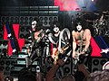 Image 20Kiss onstage in Boston in 2004 (from Hard rock)