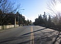 第十五大道东北的尽头；如果继续沿此路走，将会抵达考恩公园大桥。
