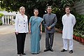 Dr. Karan Singh meets Hillary Clinton along with Congress party President Sonia Gandhi, and Rahul Gandhi. July 2009