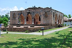 位於Tanyong Lulo區的庫塞清真寺