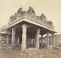 Ruins of Vijianuggur, the Volkonda Ramachandra temple in Hampi, Vijayanagara, 1868