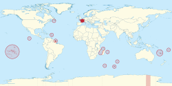 红色为法兰西共和国 各圈为法国海外部分 右下方为法国宣称主权的南极洲领土阿黛利地
