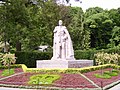 King George VI statute in Niagara Falls