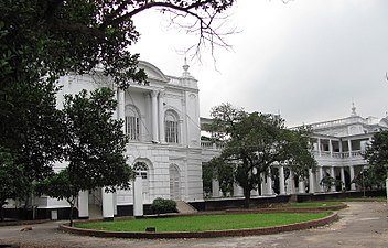 Old high Court, Building