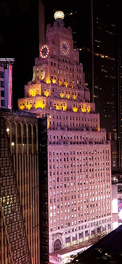The building as seen from Broadway and 42nd Street at night