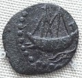 伐色湿底布陀罗·普鲁摩夷时期之铅币，铸有印度船只，是百乘王朝于公元1-2世纪的航海和贸易能力的见证