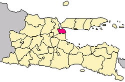 泗水在东爪哇省的位置