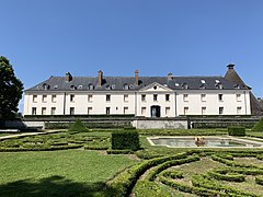 玻璃厂城堡（法语：Château de la Verrerie (Saône-et-Loire)）