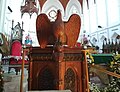 Eagle pulpit