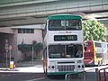 595线巴士驶出海怡半岛巴士总站