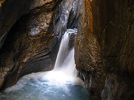 Waterfall in Rosenlaui canyon near Schattenhalb
