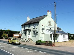 Photograph of a pub in Shatterling