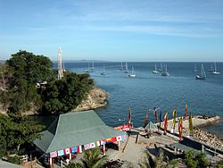 古邦灯塔与印尼国际帆船赛起锚地