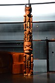 来自不列颠哥伦比亚省加拿大 的纹章桅杆或图腾柱（1890年）
