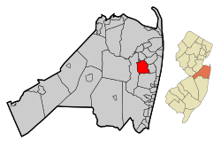 Location of Eatontown in Monmouth County highlighted in red (left). Inset map: Location of Monmouth County in New Jersey highlighted in orange (right).