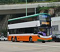 新世界第一巴士的富豪B8L主力行驶682线