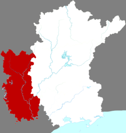 化州市的地理位置