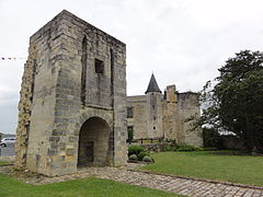 图赖讷地区圣莫尔城堡（法语：Château de Sainte-Maure-de-Touraine）