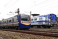 台湾铁路管理局EMU700型电联车与 桃园捷运1000型电联车