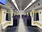 港铁东铁线现代列车头等车厢内部