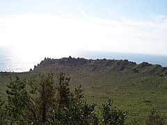 城山日出峰火山口