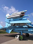 Su-33 wing folded, showing its armaments