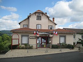 The town hall in Malauzat